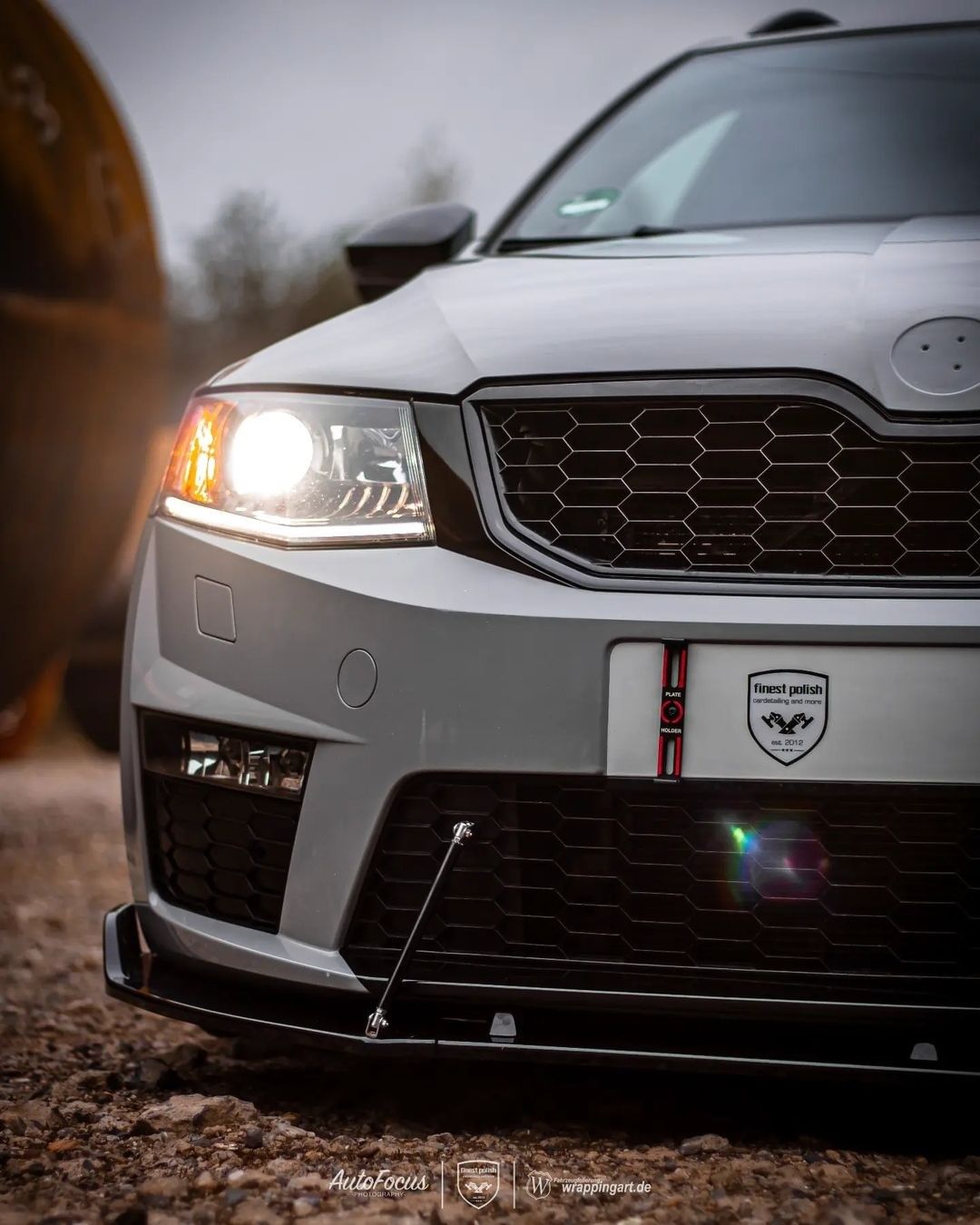 Frameless License Plate Holder™ - Alite